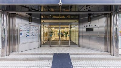 北阪急ビル入り口 - ミュージックアベニュー梅田 グランドピアノ防音部屋 Room2教室の室内の写真