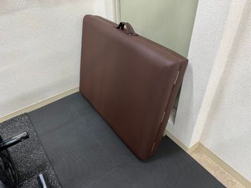 MIYAZAKI GYM目黒店 マルチマシン完備のレンタルジムの室内の写真