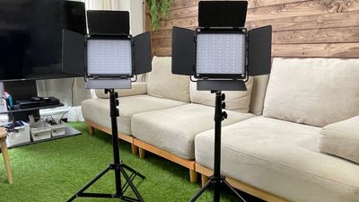 【設備・備品】フルカラー対応のLEDライト2灯（無料貸出） - TAKADA＋n 【2～4名様プラン】の設備の写真