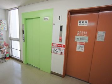 名古屋会議室 大須アメ横会議室店 第3会議室（4階）の設備の写真