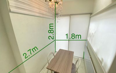 Floral aiレンタルスペース 白いスタジオの室内の写真