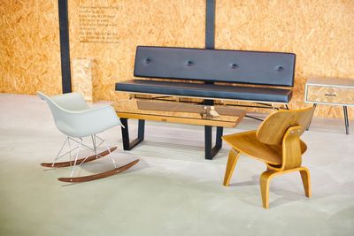 デザイナーズ家具でコーディネートされたロースタイルスペース - studio Miyazakidai Designer's studio Miyazakidaiの室内の写真