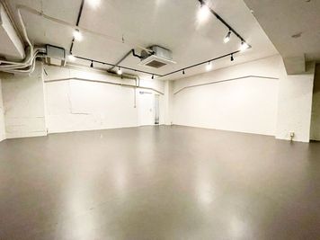 K-POP STUDIO FANCY 福岡天神の室内の写真