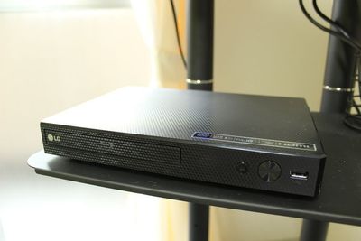 Blu-ray、DVD観れますので動画鑑賞会も楽しめます。 - 会議室ゴシェール 個室サロン・ネイル・パーソナルカラー診断・研修会などにの設備の写真