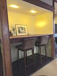 押入れを改装したカウンターテーブルを設けています。 - 海まで10分・江の島・喫茶ラムピリカ・古民家 喫茶ラムピリカの室内の写真