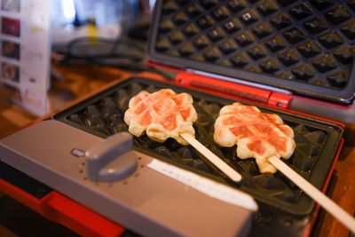 食べ放題の自分で作るクロワッサンワッフル！ - シェアラウンジ田町駅前店 【2名席】スナック・フリードリンク(ソフトドリンク)付の室内の写真