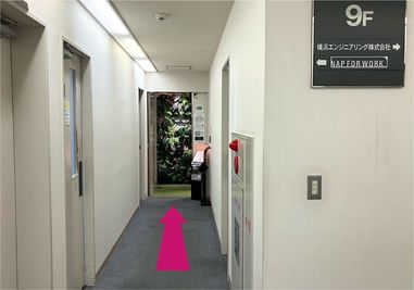 NAP FOR WORK（ナップフォーワーク） フォンブース（防音ブース）のみ ※ホワイトのブースですの室内の写真