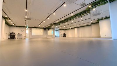 本格音響設備でBluetoothもご利用いただけます。 - スタジオパックス南浦和本社店 平日限定！【先着100組】【￥1,000/h】ダンススタジオの室内の写真