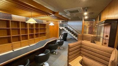 １Fワークスペース2 - CoWorks24佐世保店 4F-セミナールーム（定員１６名）の室内の写真