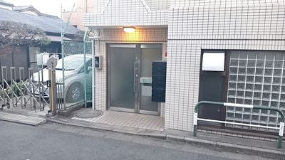 新城BASE 高校生・大学生・社会人専用の自習室　新城ＢＡＳＥの室内の写真