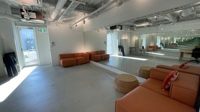 両面鏡張りスペース - IRODORU Private Salon 【両面鏡張り】IRODORU / Private Salonの室内の写真