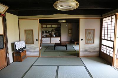 築百年超の家屋を改修 - 白州「藍庵」 一棟貸し古民家　白州「藍庵」の室内の写真