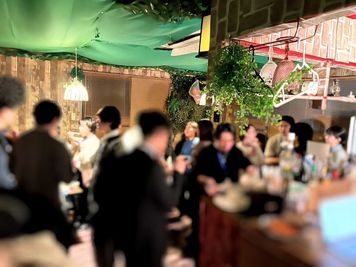 飲み会、ボードゲーム会にもおすすめです。 - Bar Ma Cachette 定員付！BARが借りられる素敵なスペース🌲の室内の写真