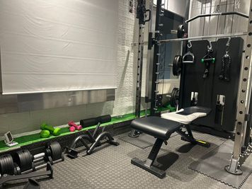 TWENTY FOUR GYMの設備の写真