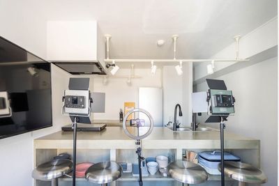 リノスぺkitchen大塚 【撮影・収録商用専用】撮影スタジオの室内の写真