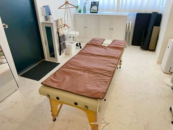 ヒートマット - レンタルサロンtreat立川 完全個室プライベートサロンの設備の写真