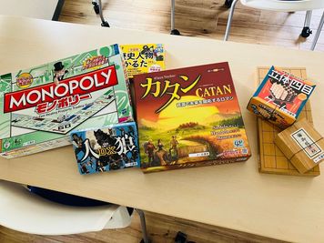 ボードゲームは無料でご利用頂けます - e-会議室　松戸市役所前店 e-会議室　松戸市役所前店 の設備の写真