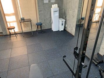 ウォーターサーバー完備 - ミライトジム錦糸町 東京｜墨田区｜完全個室レンタルジム【ミライトジム錦糸町】の設備の写真