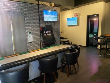 カウンター５席 - BAR5151 用途多数‼︎ バー業態レンタルスペース の室内の写真