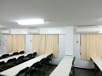 淀屋橋セミナーセンター 【54名70㎡】54人貸会議室3階308号室の室内の写真