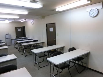 淀屋橋セミナーセンター 28人貸会議室5階505号室の室内の写真