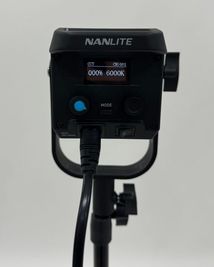 ライト：NANLITE FS-60B - 宝ハイツ photo studio ALOTの設備の写真