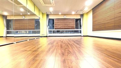 デッドスペースなしの広々31.4㎡（一般的な小中学校の教室半分程度の広さです） - レンタルスタジオクラッセ国分寺 国分寺駅前 ダンスができるレンタルスタジオ クラッセの室内の写真