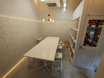 プチシャレ・はなれ 【プチシャレ・はなれ】京都のチーズ屋さんプチシャレのフリールームの室内の写真