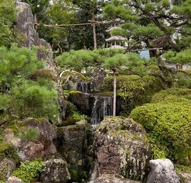 滝景色 - 滋賀県高島市・琵琶湖畔・日本庭園・木造建築 高野俱楽部 KOYA CLUBの室内の写真