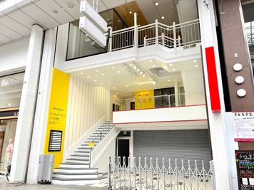 高知市帯屋町 オビヤギルド 帯屋町商店街の中心にある会議室の外観の写真