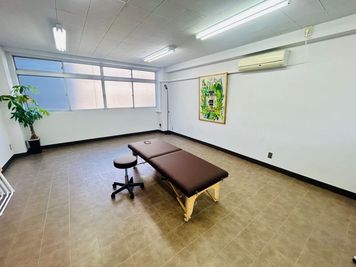 Sunny Yoga高田馬場店 高田馬場　会議室の室内の写真