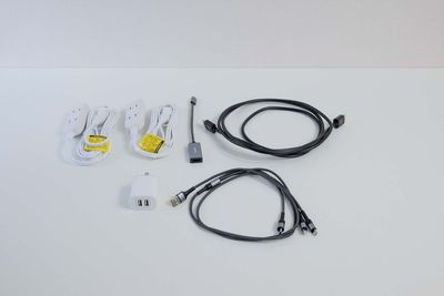 延長コード、HDMI変換ケーブル（HDMI→Cタイプ）、HDMIケーブル、充電ケーブル - 貸会議室nicoの設備の写真