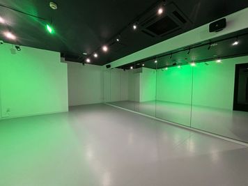 ZERO DANCE STUDIO 琴似スタジオ ZERO DANCE STUDIO　琴似スタジオの室内の写真