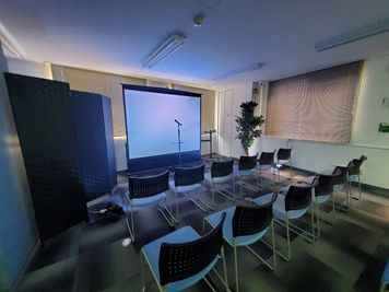 《VILLENTBiz神戸元町》 《VILLENTBiz神戸元町イベント会場》の室内の写真