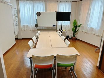 レンタルスペース　Leo(リオ) in豊中 レンタル教室・カルチャースクール・レンタル会議室の室内の写真