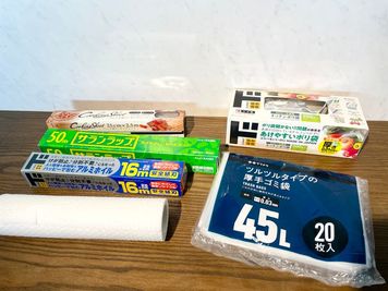 ラップ・アルミホイル・ゴミ袋など、ご自由にお使いください＾＾ - わくわくスペース　あつまるべ キッチン付きレンタルスペースの設備の写真