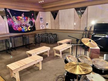 BAROHMYOUSIC（バローミュージック） JR伊東駅の駅近に 地下練習スタジオopen！！の室内の写真