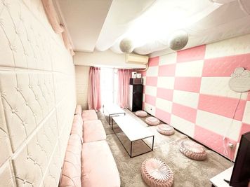 famispe池袋２nd LEDディスコ空間🪩🕺パーティー🎉お家デート💕映画鑑賞の室内の写真