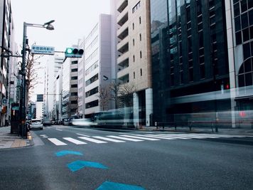 新宿区の喧騒からは少し離れた閑静なエリアにあります。 - ホリスティック新宿御苑 レンタルサロンのその他の写真