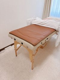 常設のヒートマット（ご使用後はコンセントを必ず抜いて下さい） - 完全個室※女性専用 | 白金台駅1分 | 目黒駅13分  白金台の白い部屋｜備品充実の完全個室の設備の写真