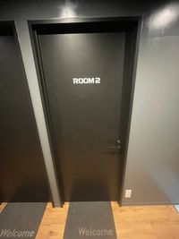 ROOM2の扉 - enGYM二日市店 レンタルジムROOM2の入口の写真