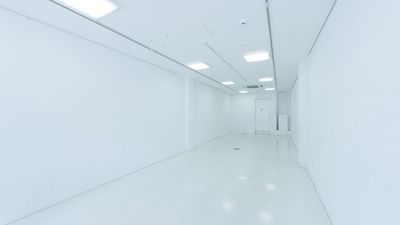 WHITESPACE & BAR ONEの室内の写真