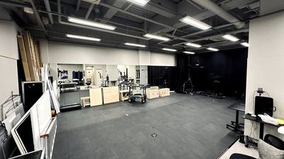 撮影スペース（鏡） - レンタル撮影、録音スタジオ「MOKUSEI STUDIO」 MOKUSEI  STUDIOの室内の写真