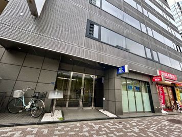 【ビル入口】 - TIME SHARING 日本橋蛎殻町東急ビル Meeting Room Aの入口の写真