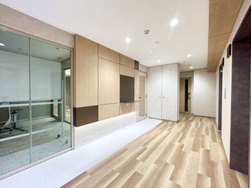 【エレベーターホール】 - TIME SHARING 日本橋蛎殻町東急ビル Meeting Room Aの室内の写真