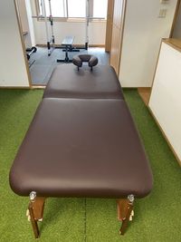 ストレッチやマッサージも利用可能になりました。 - LOKI&ARES GYMの室内の写真