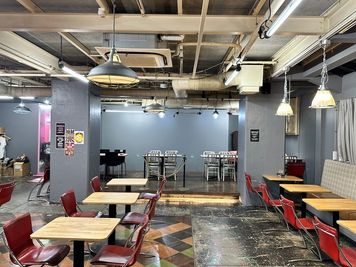 HAROLD CAFE（ハロルドカフェ） 大型カフェ店内スペース（パーティー、催事、ギャラリー、物販など）の室内の写真