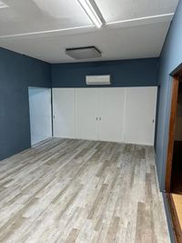 《204》ネイビーブルーの部屋 - 本町撮影スタジオの室内の写真