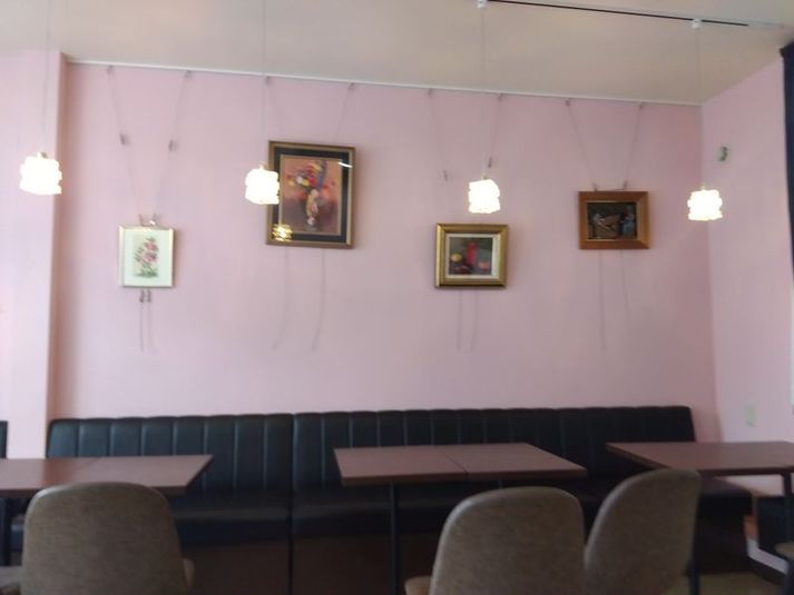 語りカフェ、kei キッチンつきレンタルスペースの室内の写真