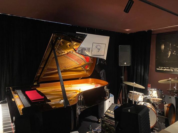 Jazz bar droom ピアノ有り多目的スペースの室内の写真